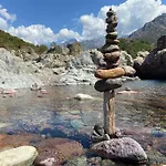 3 Etoiles Pietra Gemina - De Vacances, Au Calme, Avec Piscine