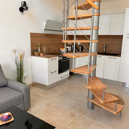 3 Etoiles Pietra Gemina - De Vacances, Au Calme, Avec Piscine