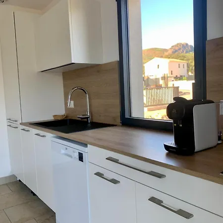 3 Etoiles Pietra Gemina - De Vacances, Au Calme, Avec Piscine Lägenhet